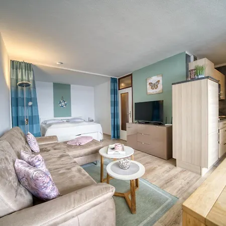 - Haus C, App 0c1202 Apartment *